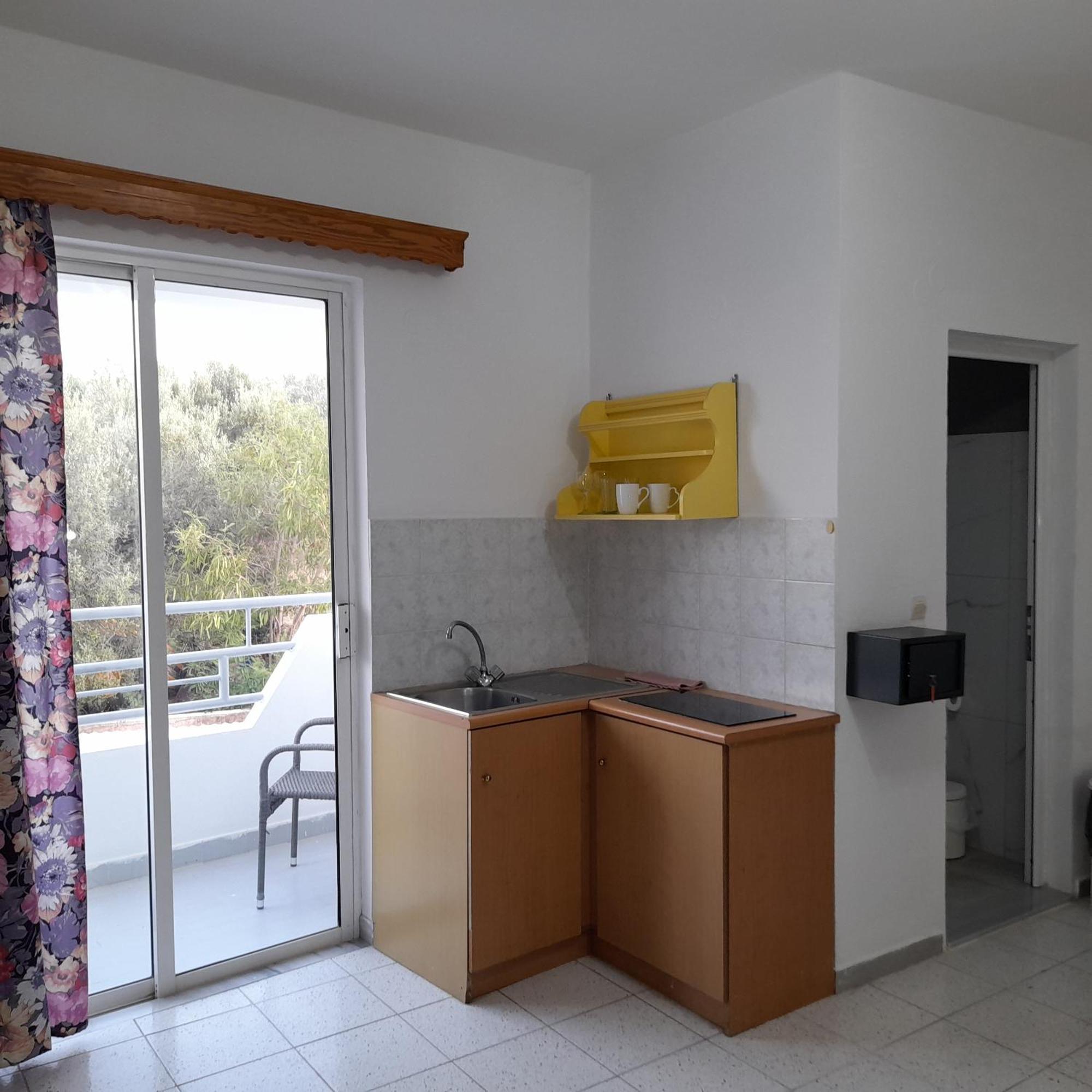 Lisabeth Apartments Фаліракі Номер фото